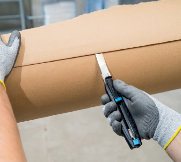 The new SECUMAX 383 from MARTOR safety knife and cutter in one